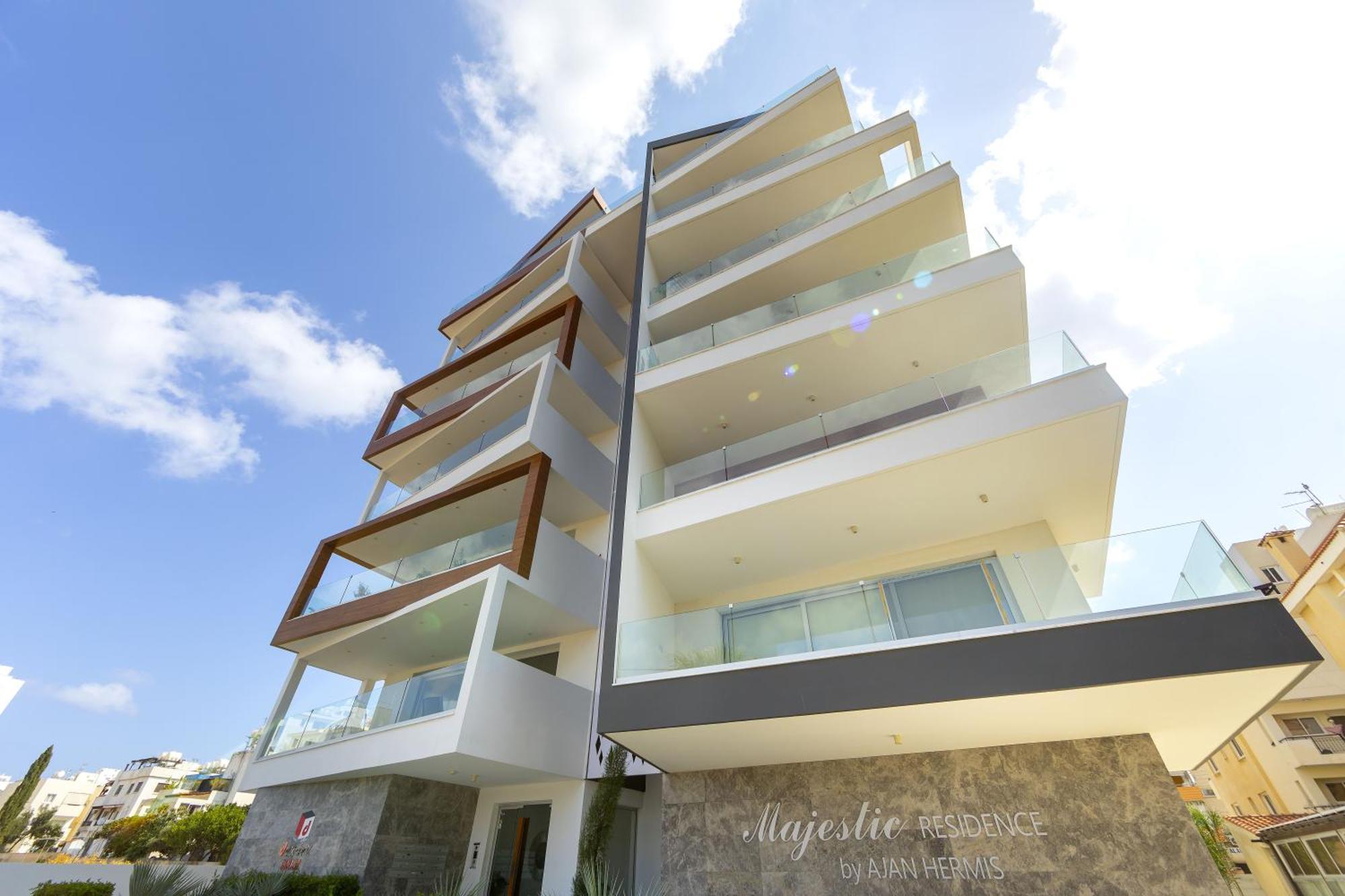 Majestic Sunset Salt Lake Views 300M From Beach Lárnaca Exterior foto