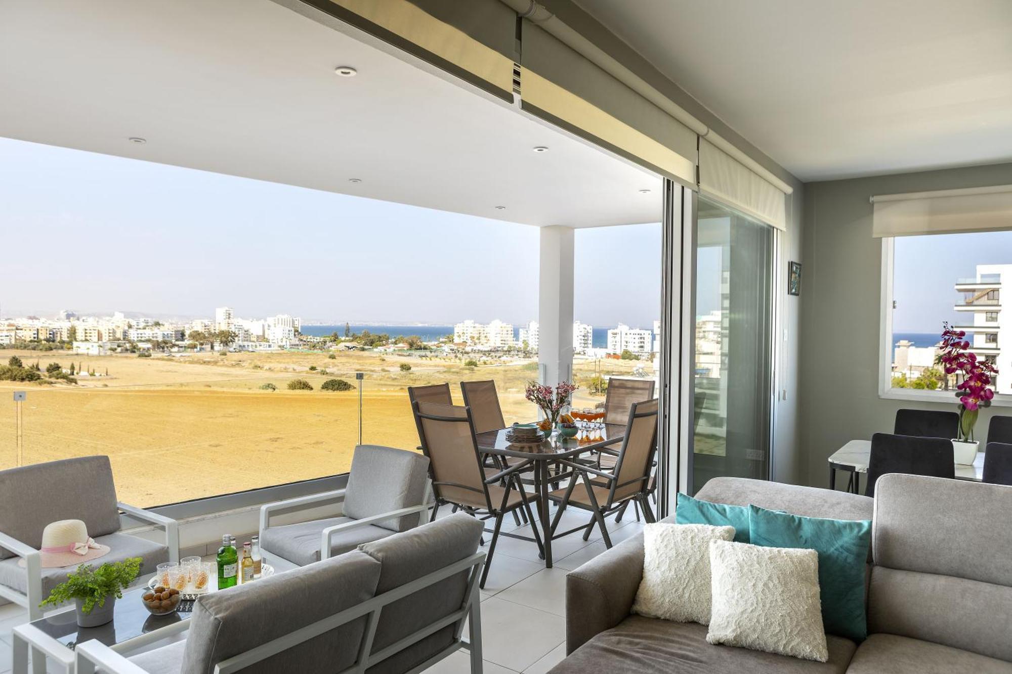 Majestic Sunset Salt Lake Views 300M From Beach Lárnaca Exterior foto